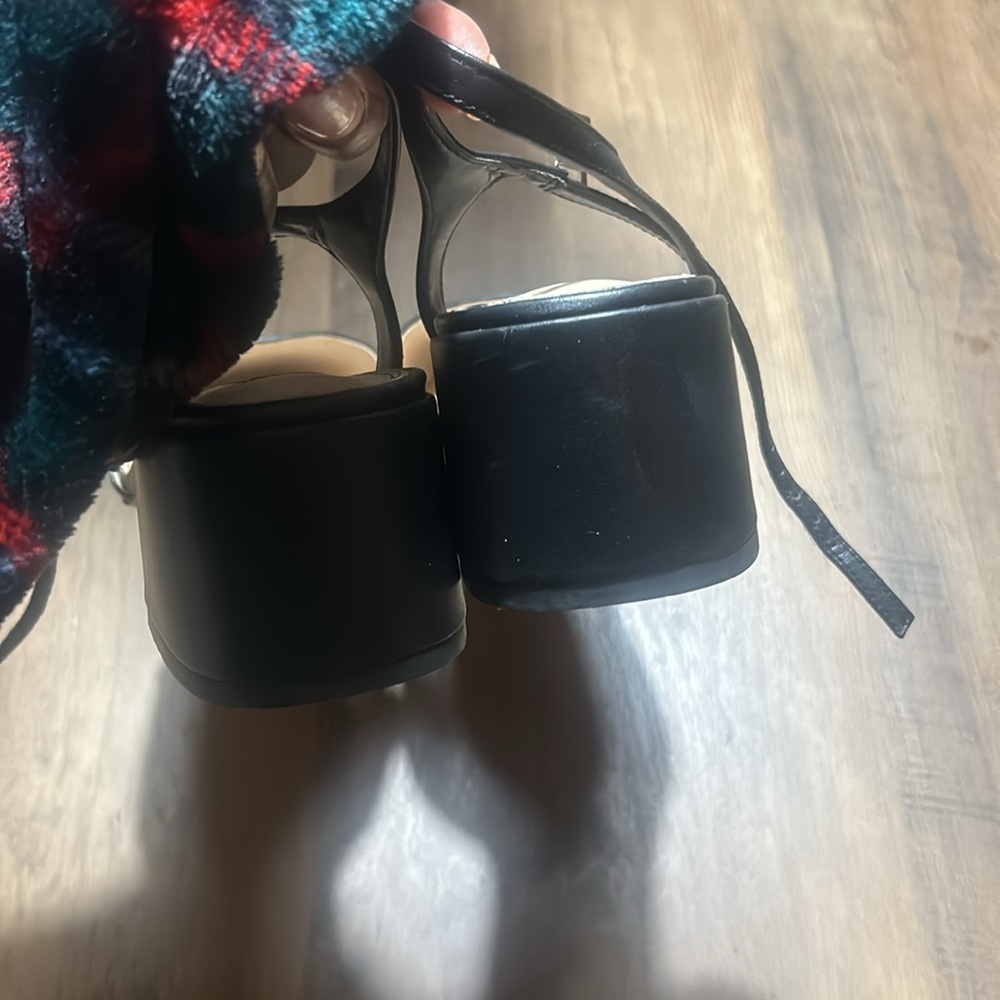 New Tooshop Black Strappy Heels looks just like the Chanel - Picture 5 of 6